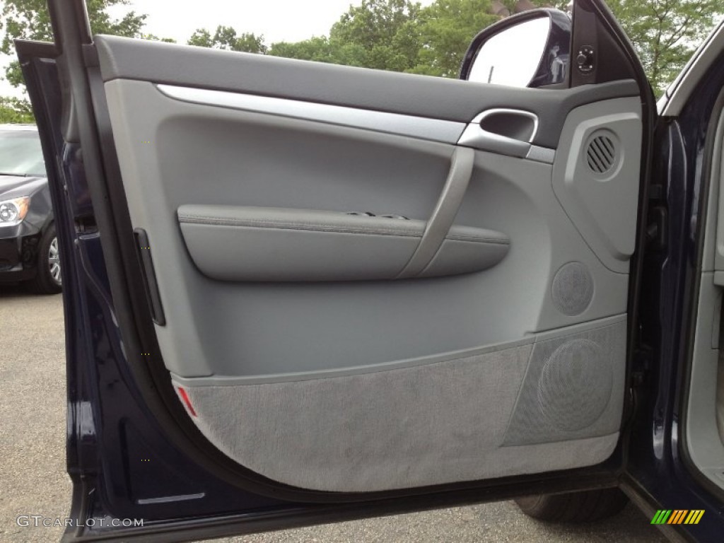 2006 Porsche Cayenne Tiptronic Stone/Steel Grey Door Panel Photo #66634004