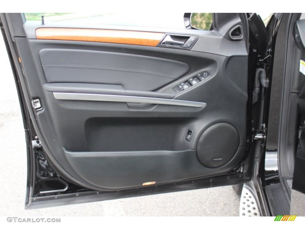 2009 Mercedes-Benz ML 350 4Matic Black Door Panel Photo #66635858