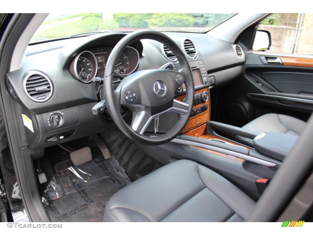 Black Interior 2009 Mercedes-Benz ML 350 4Matic Photo #66635878