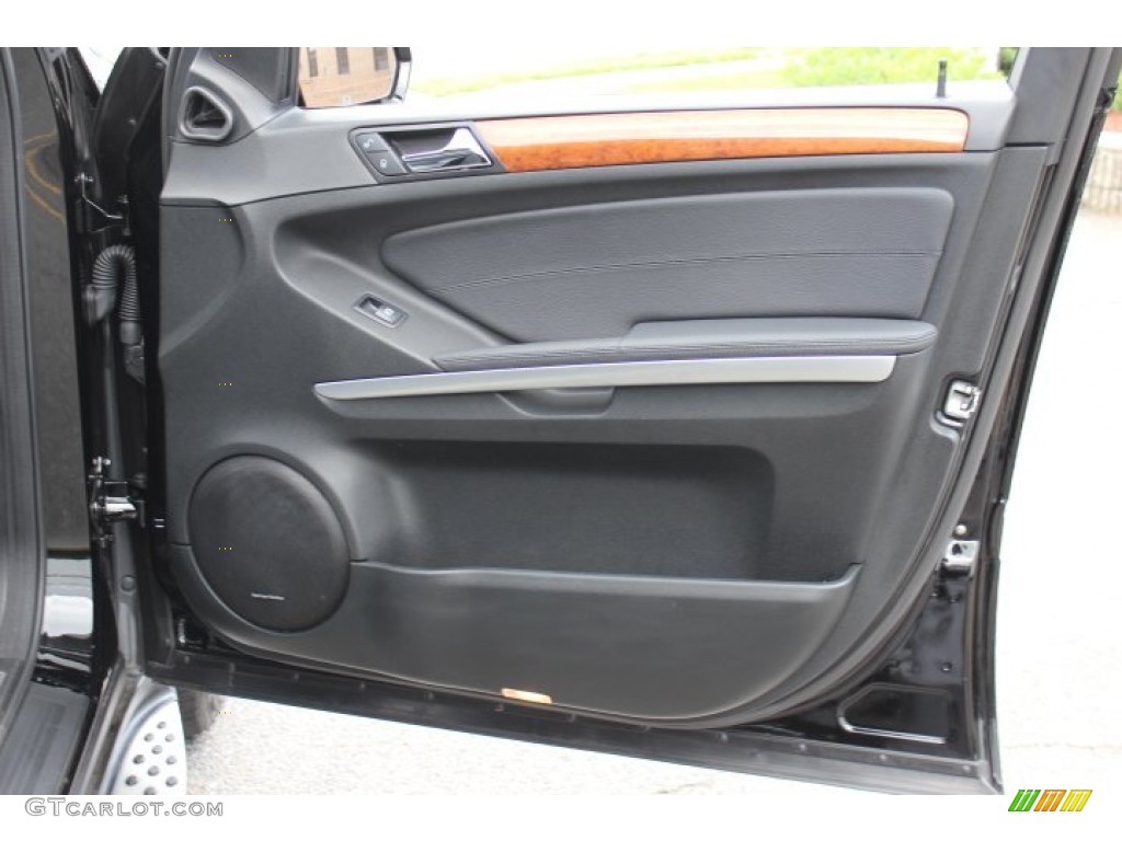 2009 Mercedes-Benz ML 350 4Matic Black Door Panel Photo #66636005