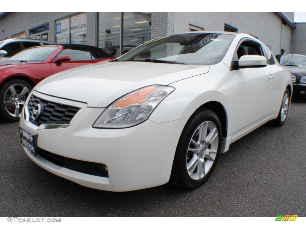 2008 Altima 3.5 SE Coupe - Winter Frost Pearl / Charcoal photo #1