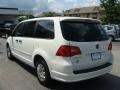 2009 Calla Lilly White Volkswagen Routan S  photo #4