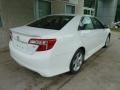 Super White - Camry SE Photo No. 2