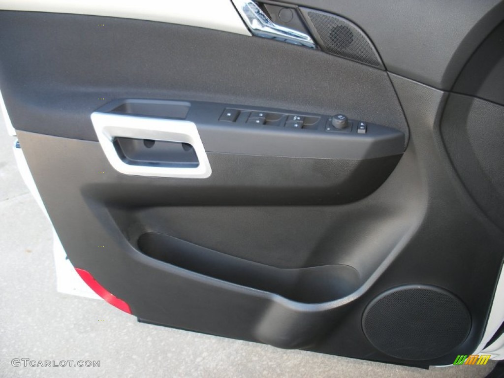 2012 Chevrolet Captiva Sport LS Door Panel Photos