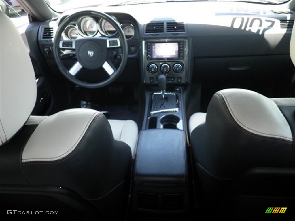 2010 Challenger R/T Classic Furious Fuchsia Edition - Furious Fuchsia / Pearl White Leather photo #43