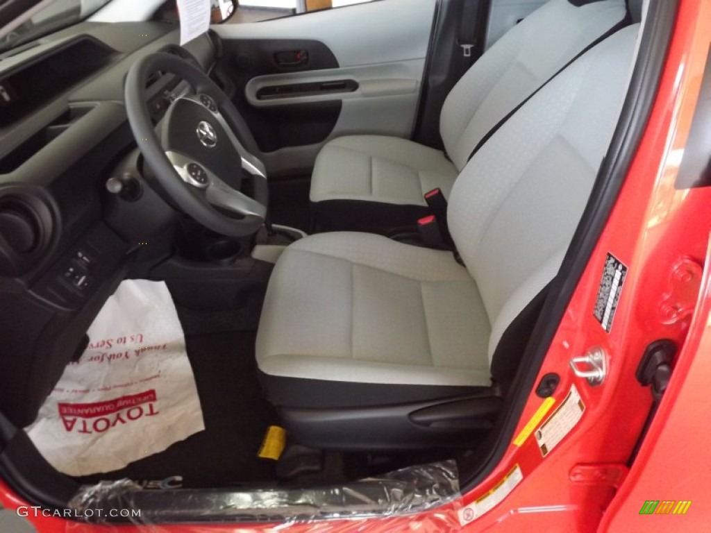 Gray Interior 2012 Toyota Prius c Hybrid One Photo #66642500