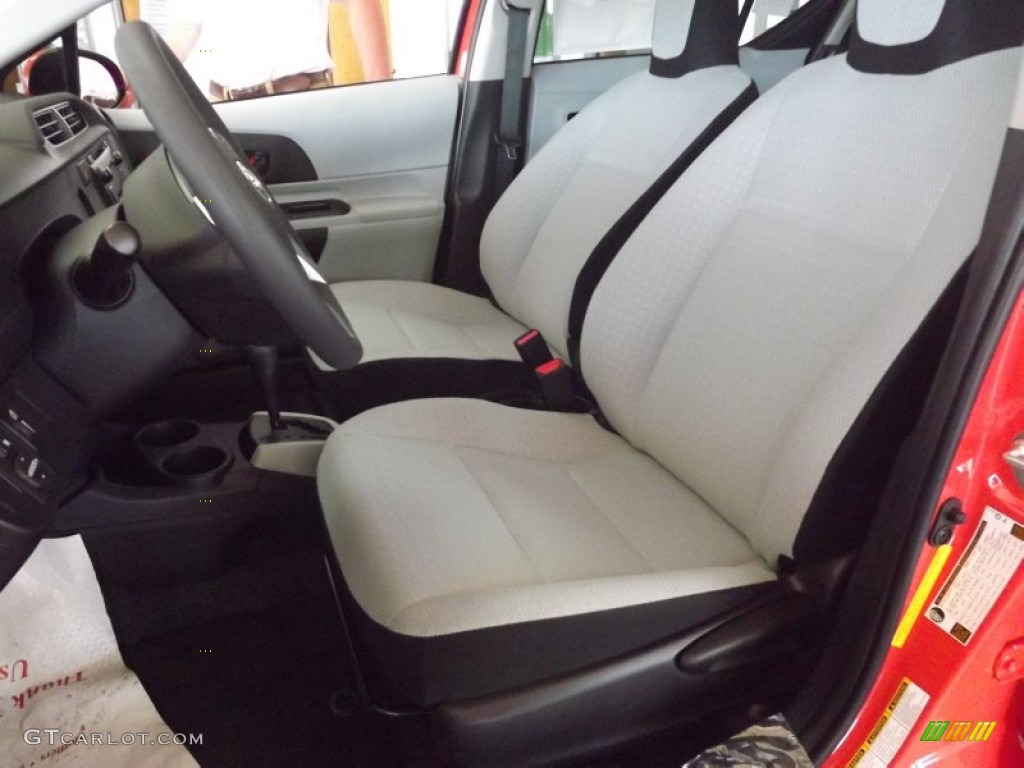 Gray Interior 2012 Toyota Prius c Hybrid One Photo #66642518