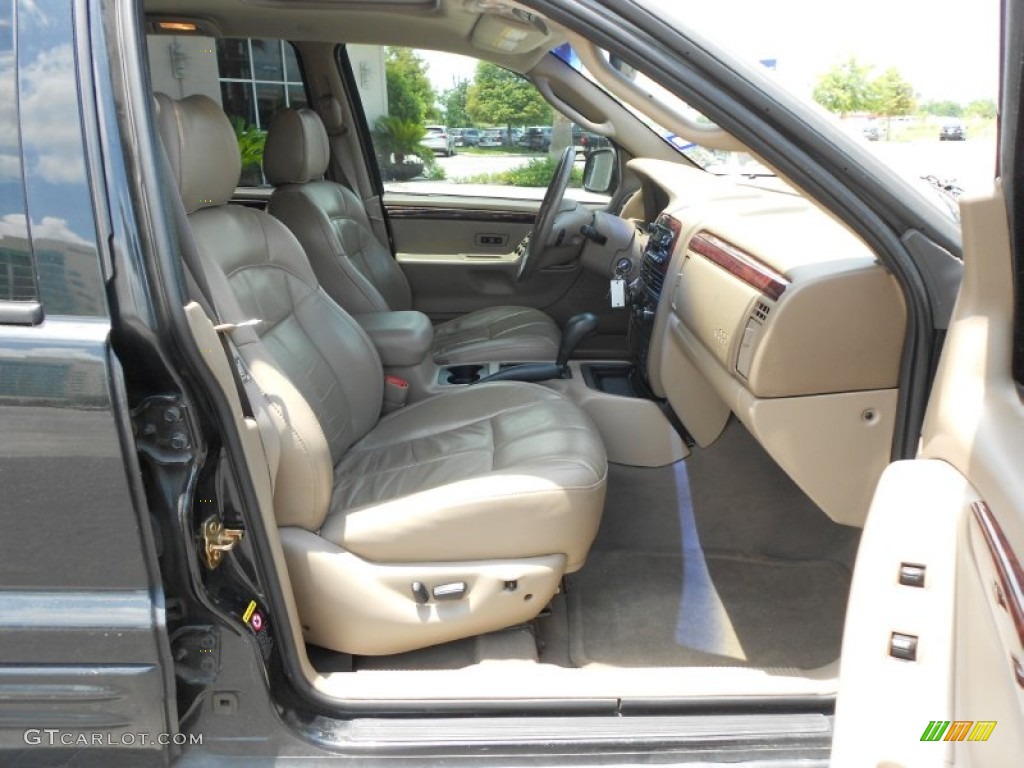 Taupe Interior 2004 Jeep Grand Cherokee Limited Photo #66646835