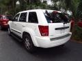 Stone White - Grand Cherokee Laredo Photo No. 3
