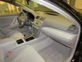 Black - Camry LE Photo No. 25
