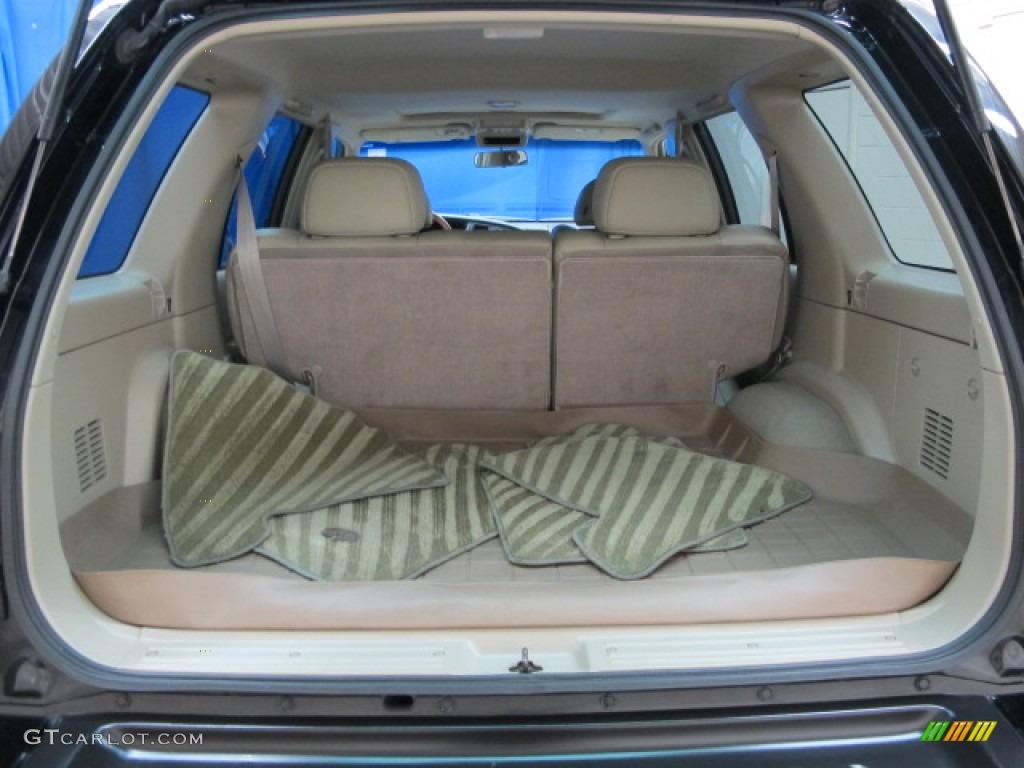 2001 QX4 4x4 - Black Obsidian / Stone Beige photo #11