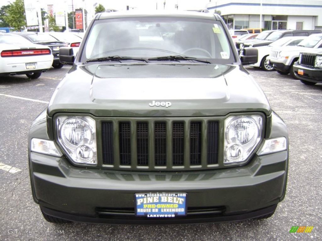 2008 Liberty Sport 4x4 - Jeep Green Metallic / Pastel Slate Gray photo #2