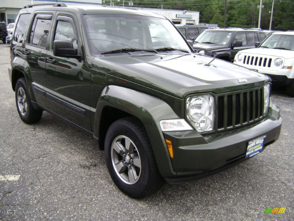 2008 Liberty Sport 4x4 - Jeep Green Metallic / Pastel Slate Gray photo #3