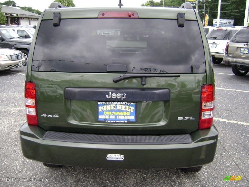 2008 Liberty Sport 4x4 - Jeep Green Metallic / Pastel Slate Gray photo #5