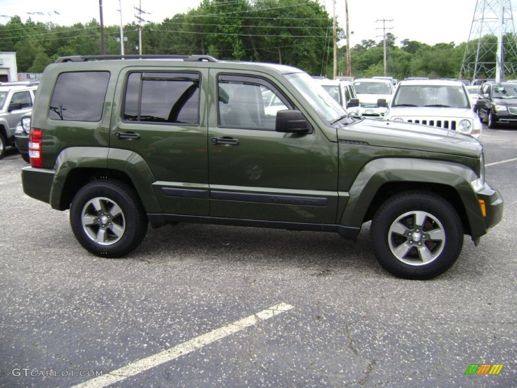 2008 Liberty Sport 4x4 - Jeep Green Metallic / Pastel Slate Gray photo #7