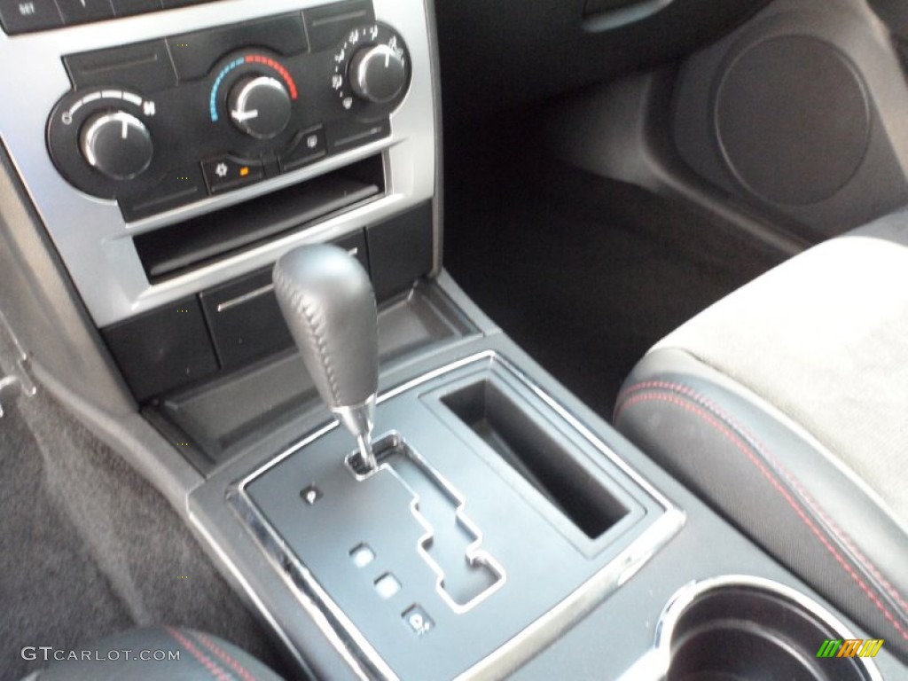 2008 Dodge Charger SRT-8 Transmission Photos
