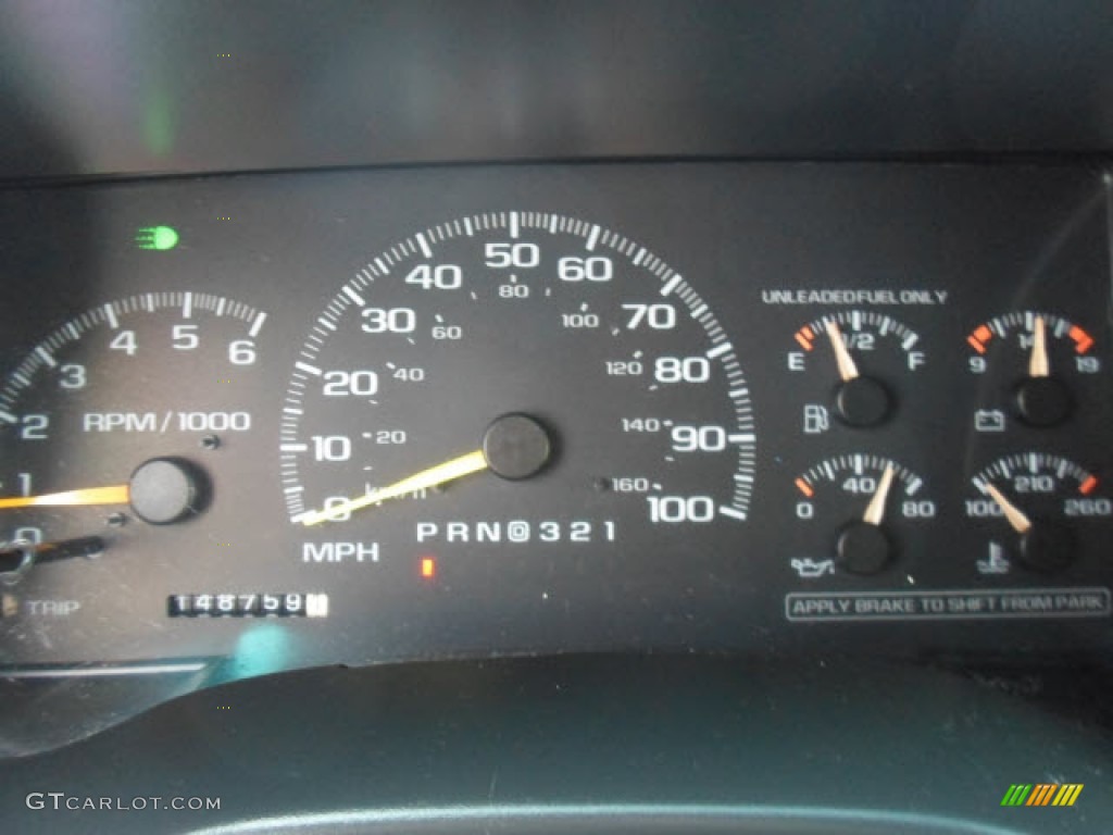 1998 Chevrolet Tahoe LS Gauges Photo #66652586