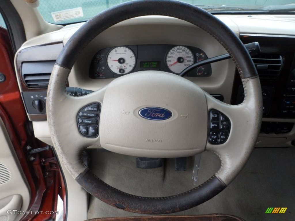 2005 Ford F250 Super Duty King Ranch Crew Cab 4x4 Castano Brown Leather Steering Wheel Photo #66652748