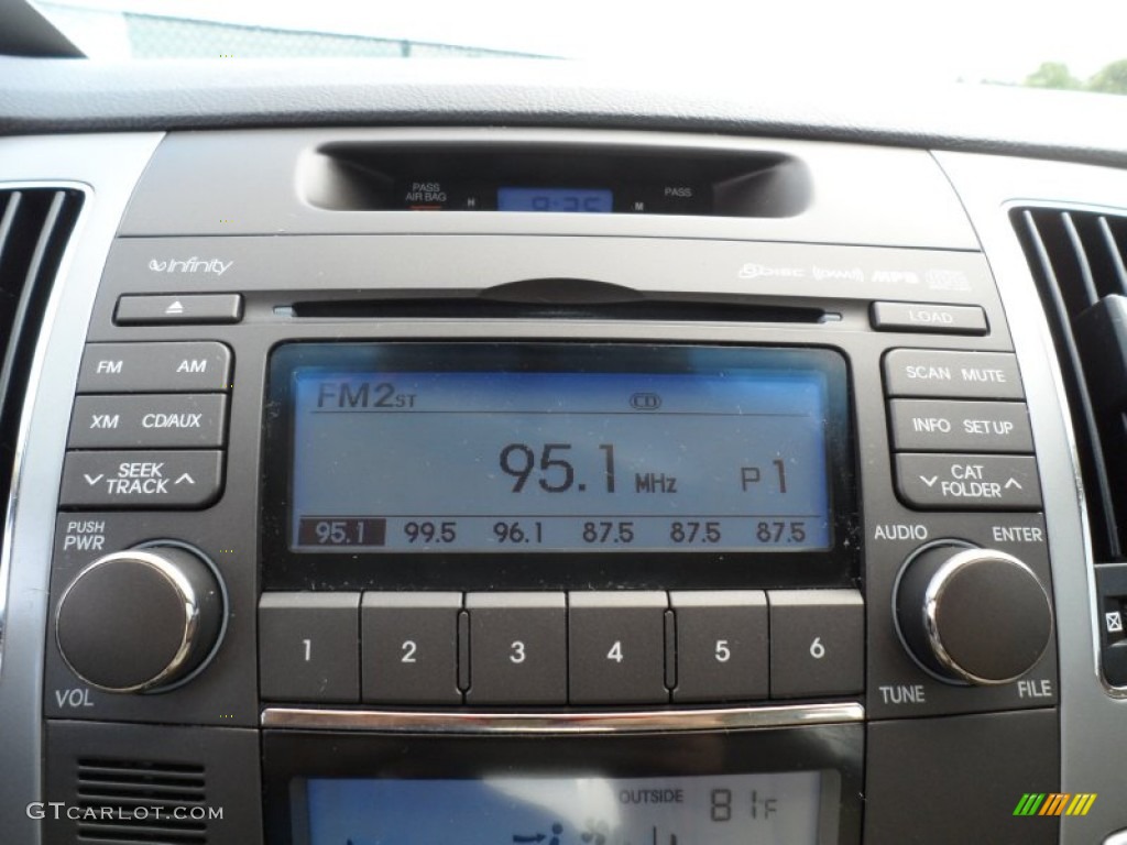 2009 Hyundai Sonata Limited V6 Audio System Photos