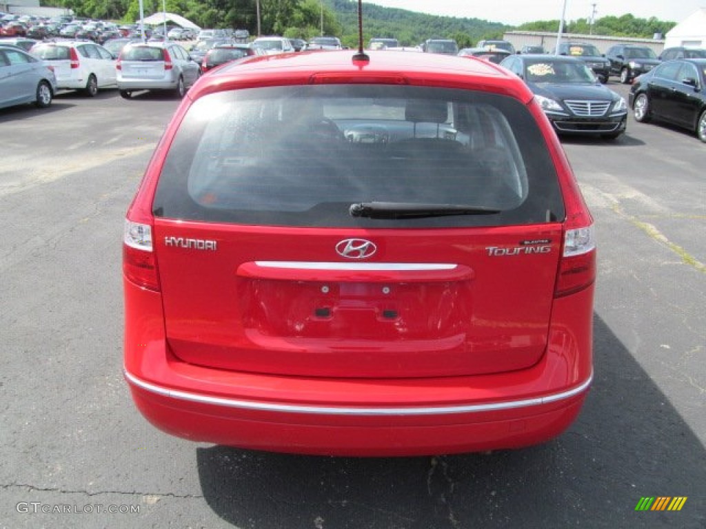 2009 Elantra Touring - Chilipepper Red / Black photo #8