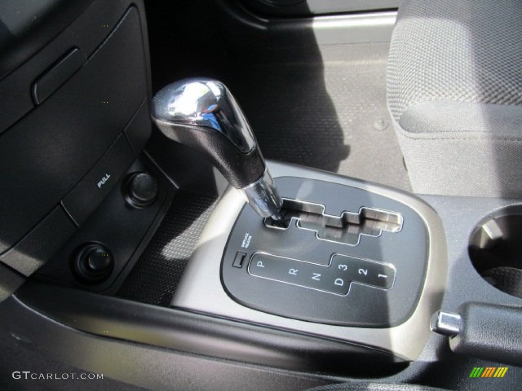 2009 Elantra Touring - Chilipepper Red / Black photo #16