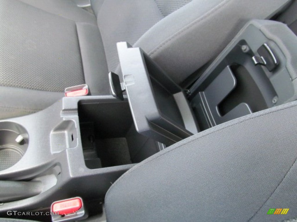 2009 Elantra Touring - Chilipepper Red / Black photo #21