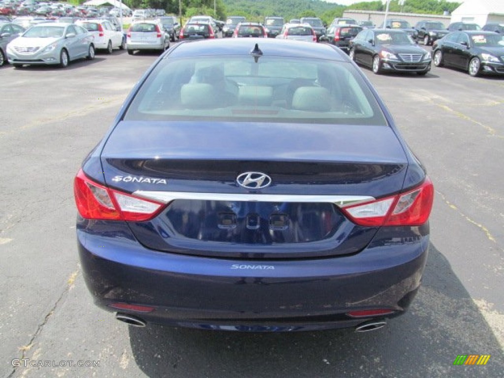 2013 Sonata SE - Indigo Night Blue / Gray photo #4