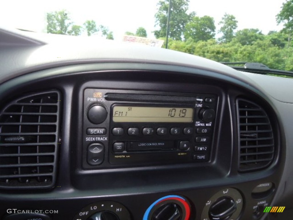 2000 Toyota Tundra SR5 Extended Cab 4x4 Audio System Photos