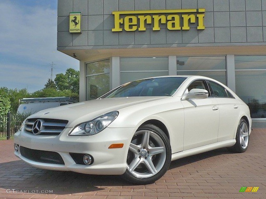 2011 CLS 550 - Diamond White Metallic / Cashmere photo #1