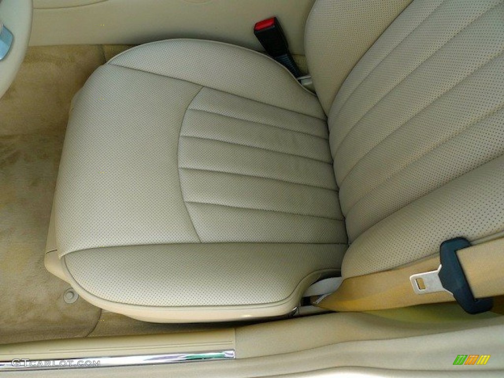 2011 Mercedes-Benz CLS 550 Front Seat Photo #66661559