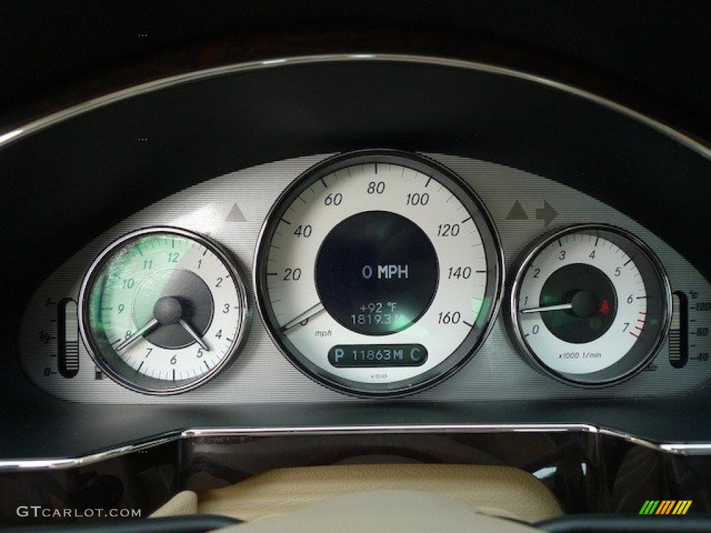 2011 Mercedes-Benz CLS 550 Gauges Photo #66661670
