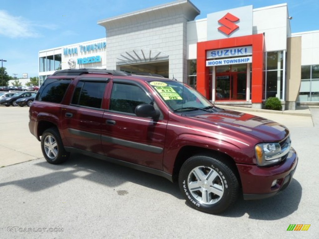 2005 TrailBlazer EXT LS 4x4 - Majestic Red Metallic / Light Gray photo #1