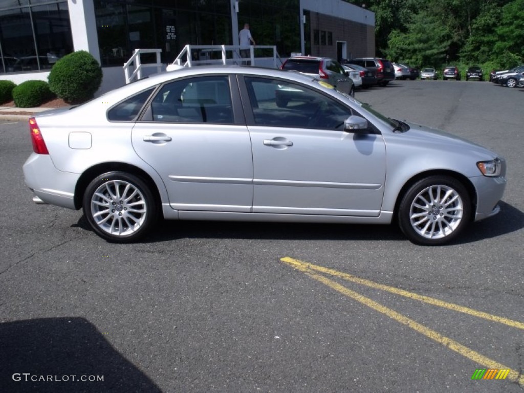 Silver Metallic 2011 Volvo S40 T5 Exterior Photo #66662447