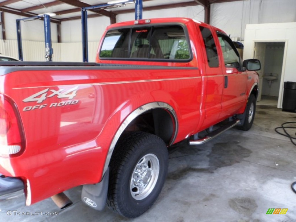 2002 F250 Super Duty Lariat SuperCab 4x4 - Red Clearcoat / Medium Parchment photo #4
