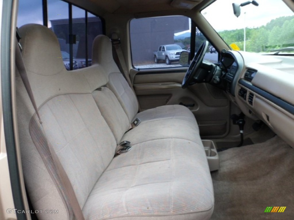 1996 Ford F150 XLT Regular Cab 4x4 interior Photo #66666353