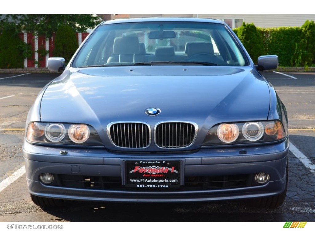 2002 5 Series 525i Sedan - Blue Water Metallic / Sand photo #2