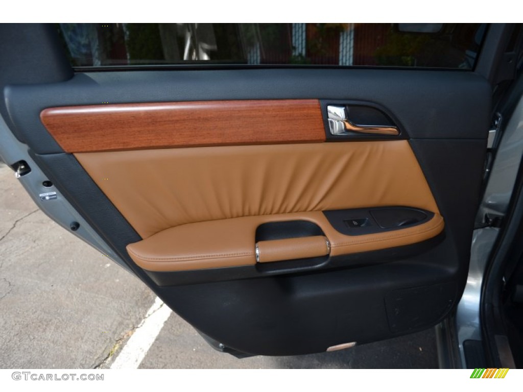 2006 Infiniti M 45 Sport Sedan Bourbon Door Panel Photo #66667478
