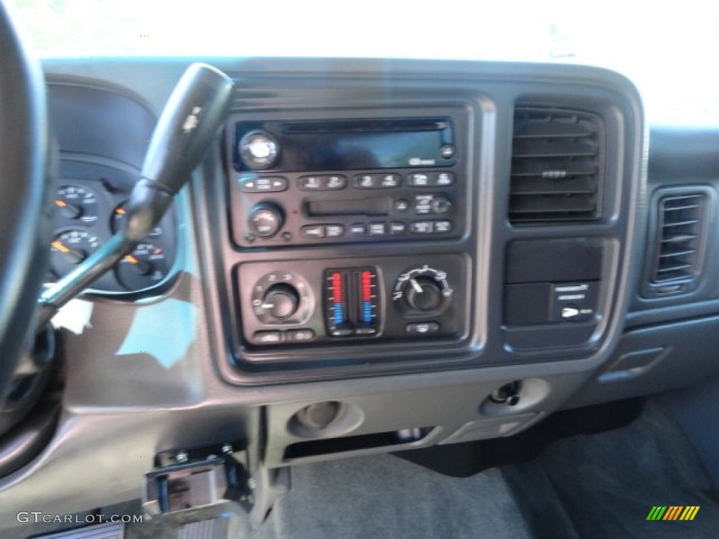 2003 Silverado 1500 LS Extended Cab 4x4 - Black / Dark Charcoal photo #6