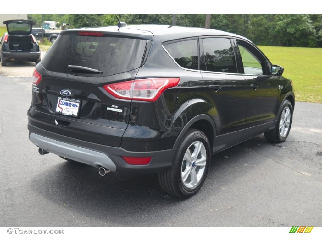 2013 Escape SE 1.6L EcoBoost - Tuxedo Black Metallic / Charcoal Black photo #5