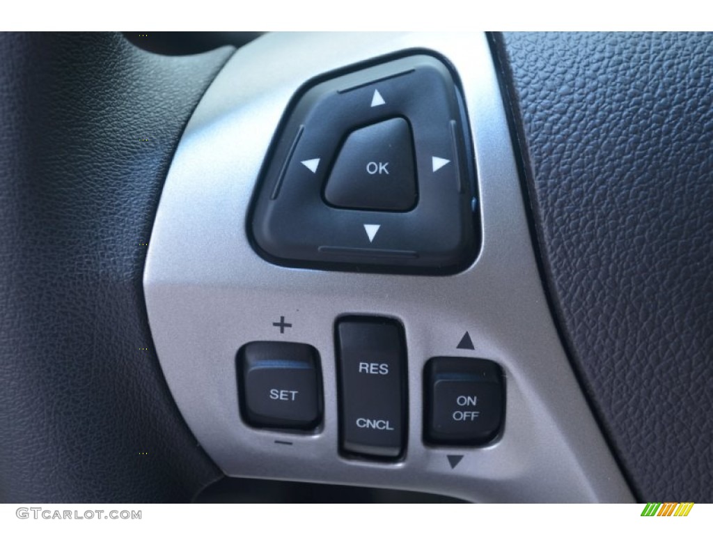 2013 Ford Taurus SE Controls Photo #66673952