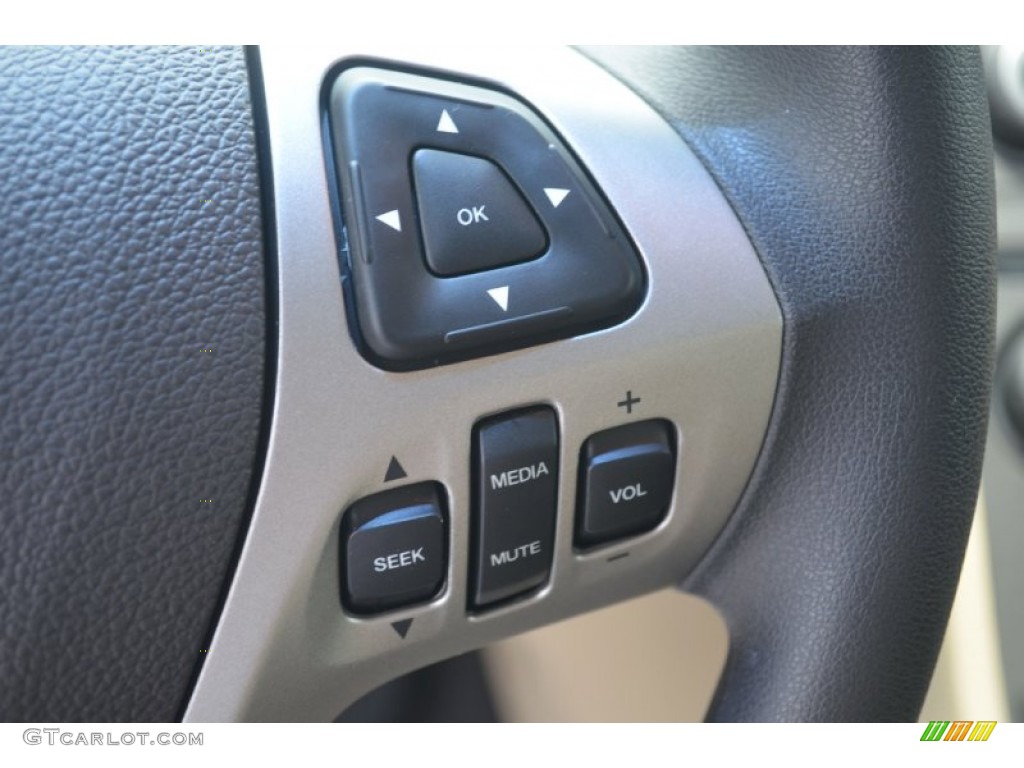2013 Ford Taurus SE Controls Photo #66673955