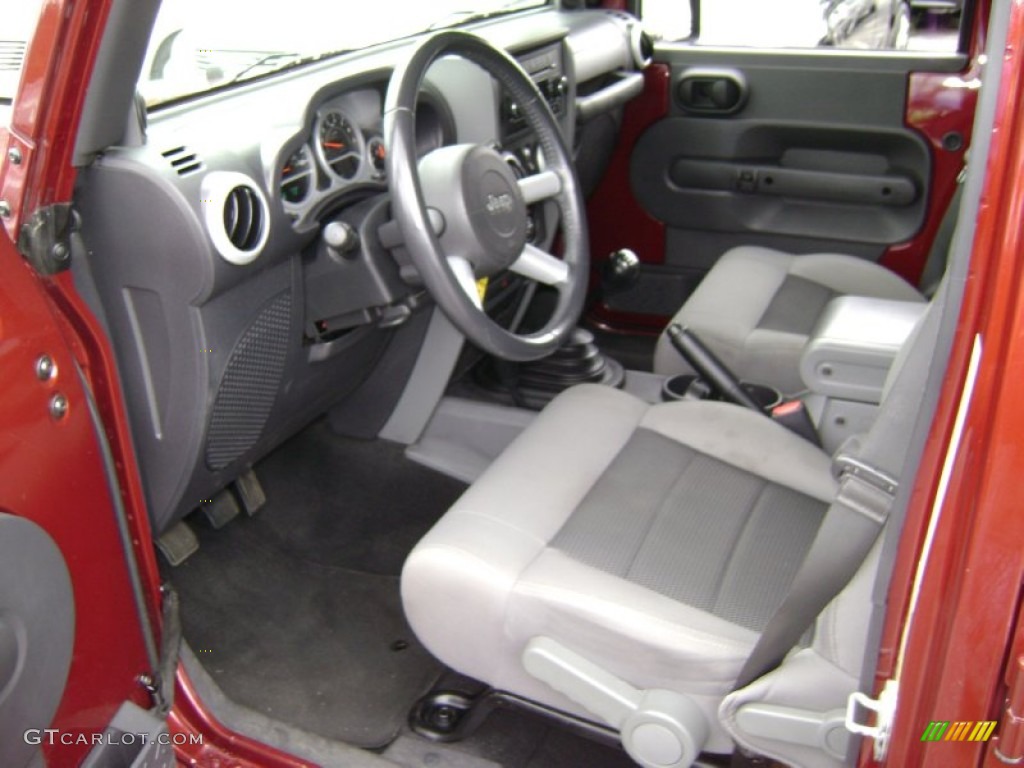 Dark Slate Gray/Medium Slate Gray Interior 2010 Jeep Wrangler Unlimited Sahara 4x4 Photo #66677096
