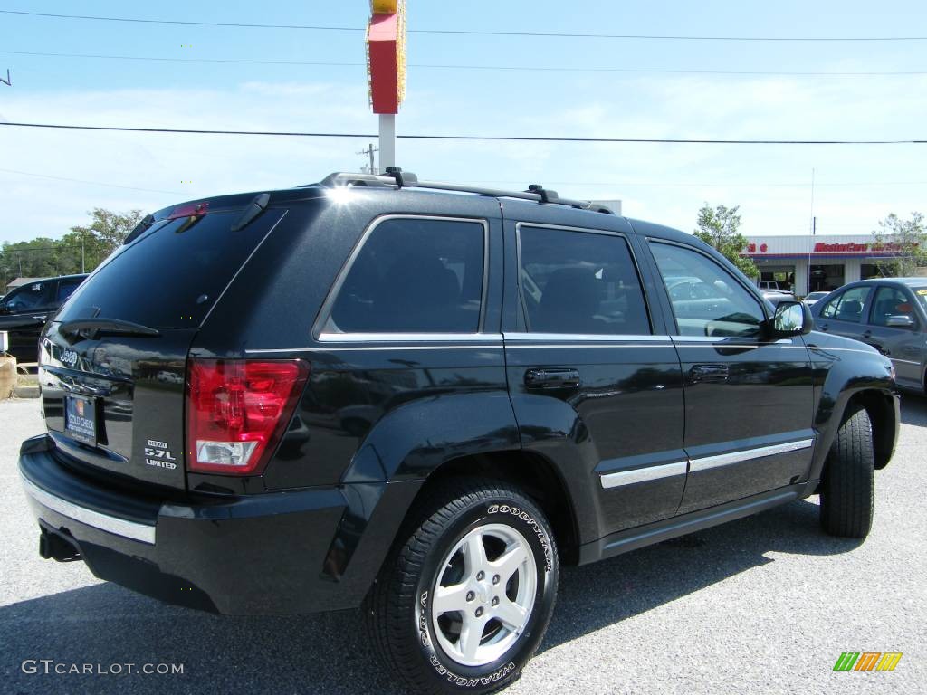 2005 Grand Cherokee Limited 4x4 - Black / Dark Khaki/Light Graystone photo #14