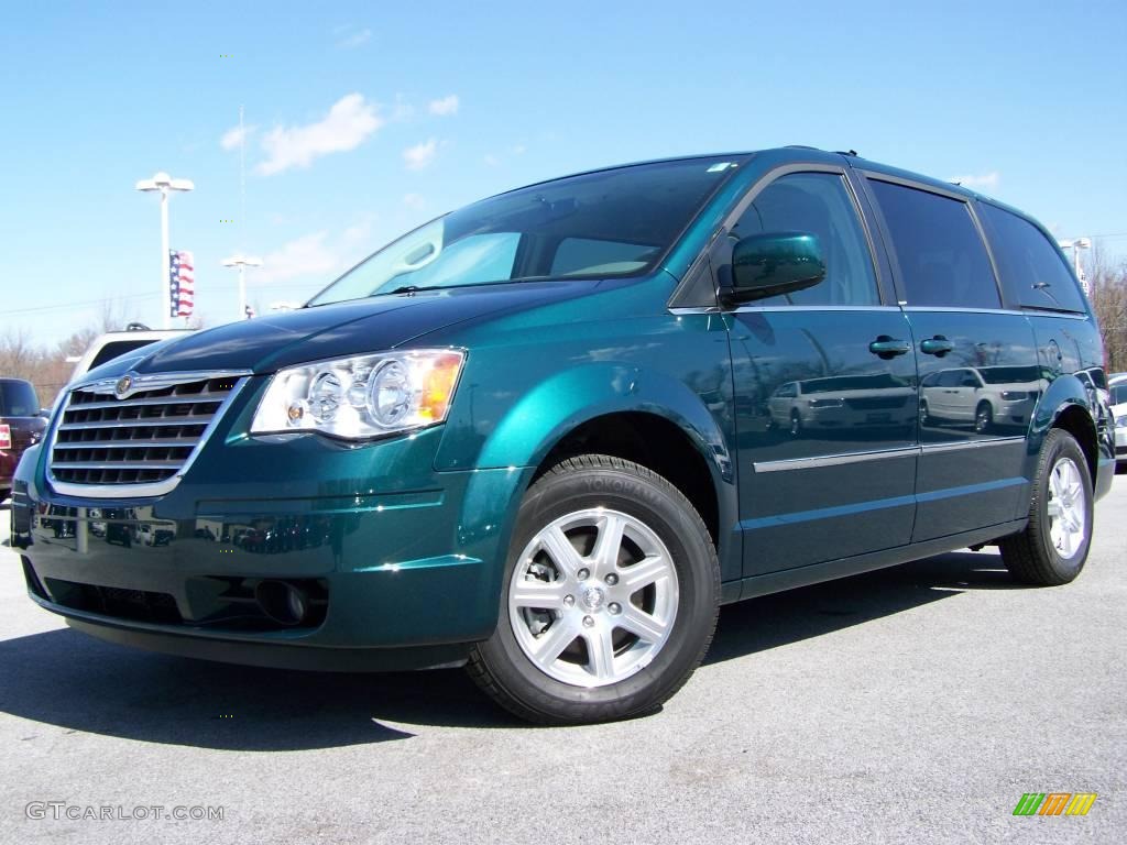 2009 Town & Country Touring - Melbourne Green Pearl / Medium Slate Gray/Light Shale photo #1