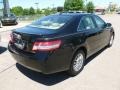 Black - Camry LE Photo No. 7