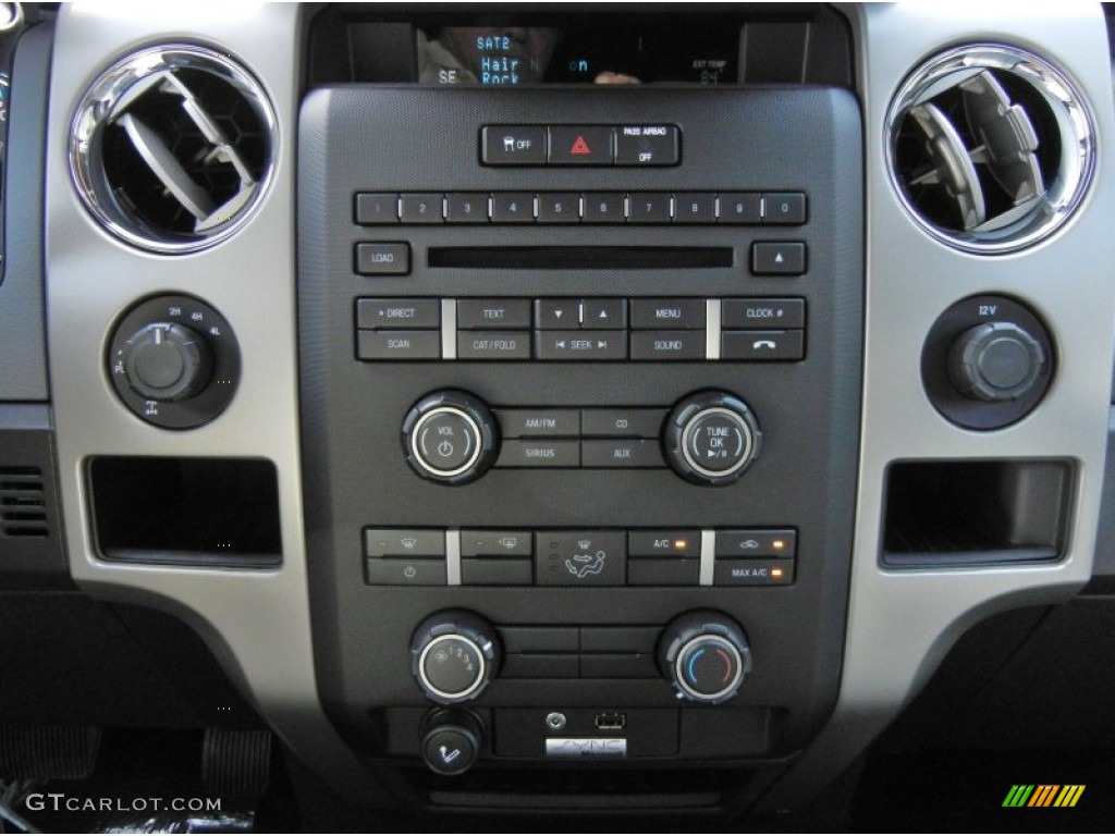 2012 Ford F150 XLT SuperCrew 4x4 Controls Photo #66684675