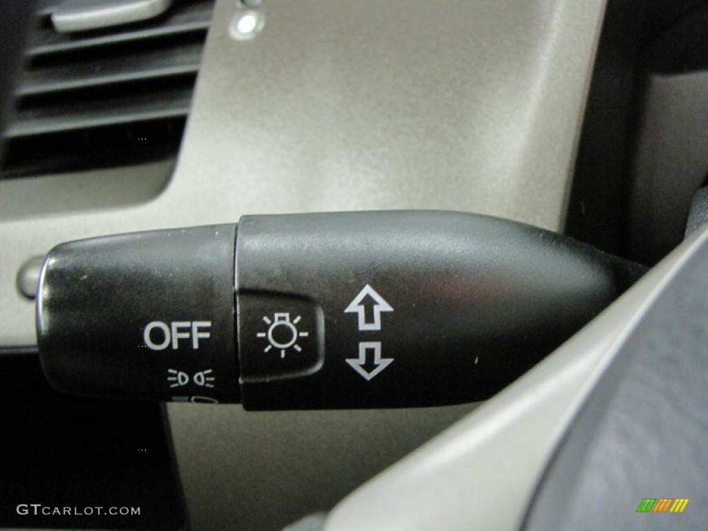 2007 Honda Civic Hybrid Sedan Controls Photo #66685724