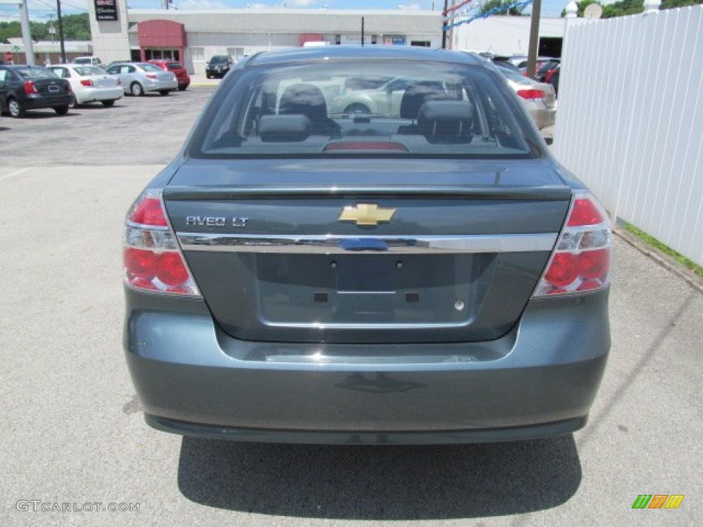 2010 Aveo LT Sedan - Wintergreen / Charcoal photo #7