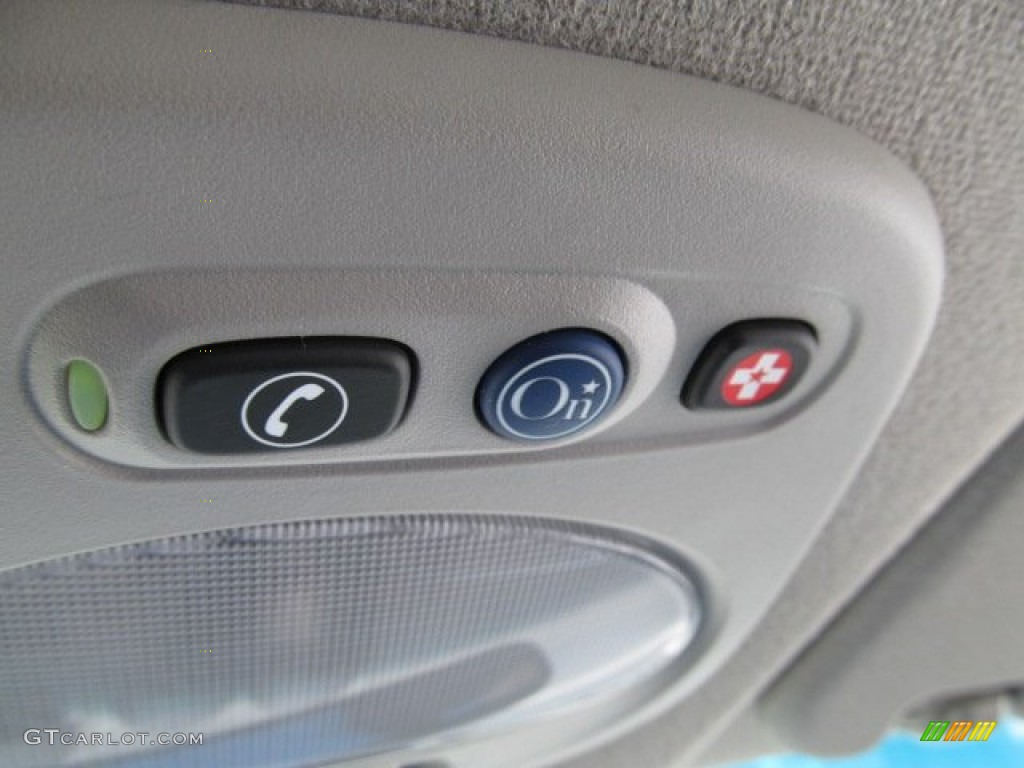 2010 Aveo LT Sedan - Wintergreen / Charcoal photo #17