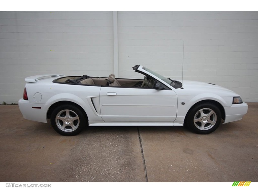 2004 Mustang V6 Convertible - Oxford White / Medium Parchment photo #2